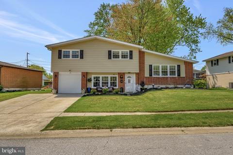 2114 Westminster Dr, Wilmington, DE 19810