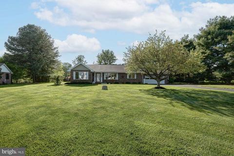 141 Pine Valley Dr, Middletown, DE 19709