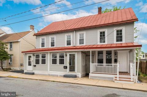 16 Anderson St, Middletown, DE 19709