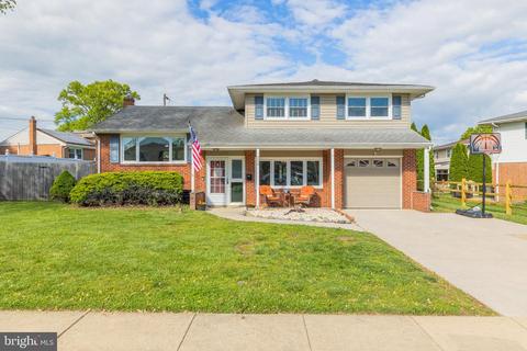 209 Spruceglen Dr, Newark, DE 19711