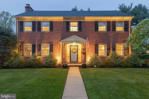 527 Rothbury Rd, Wilmington, DE 19803