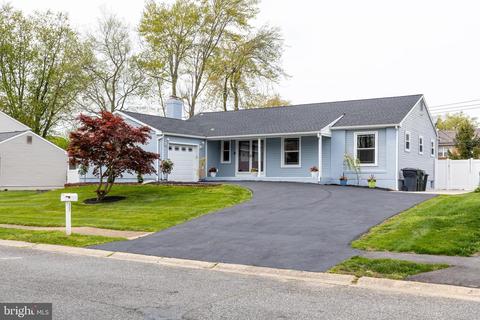 3321 Altamont Dr, Wilmington, DE 19810