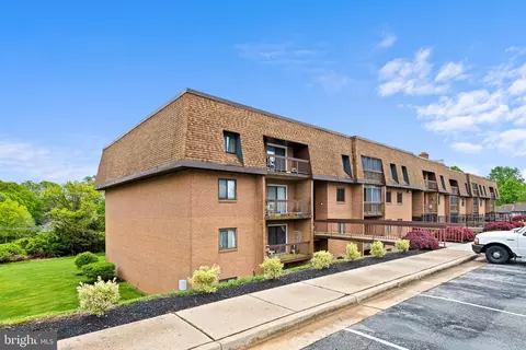 5422 Unit Valley Green Dr #30B2, Wilmington, DE 19808