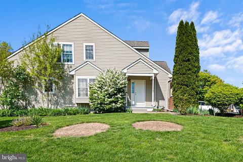 276 W Red Lion Dr, Bear, DE 19701