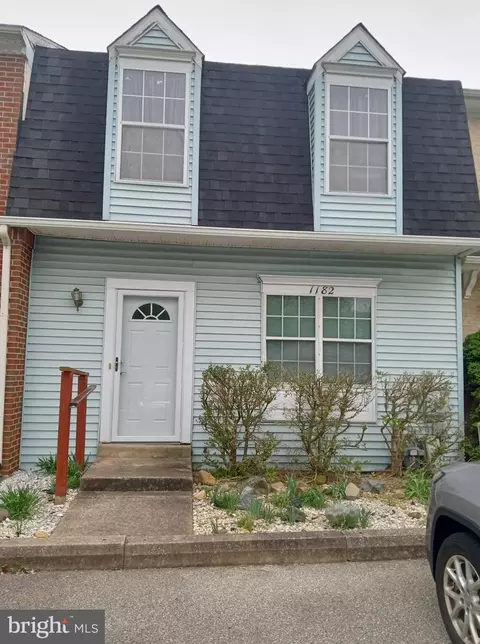 1182 Old Forge Rd, New Castle, DE 19720