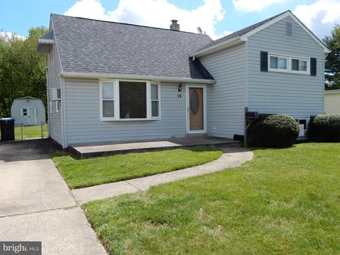 16 Malvern Ave, Newark, DE 19713