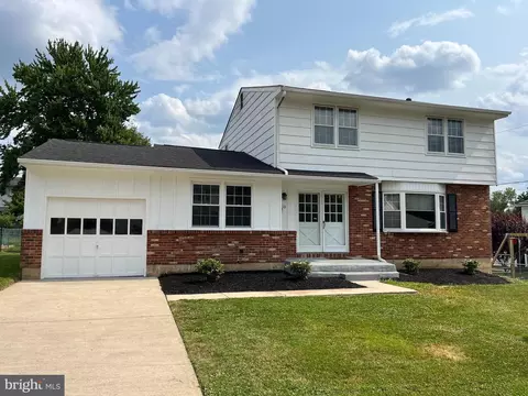 3210 Dunlap Dr, Wilmington, DE 19808