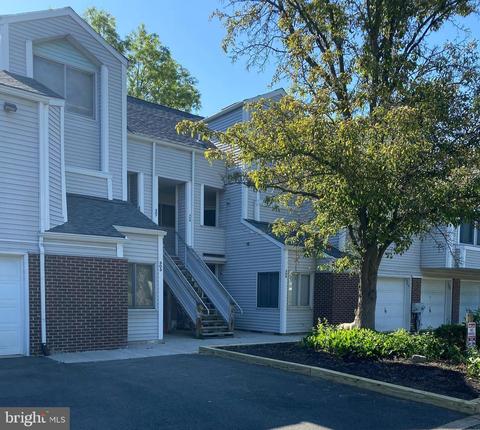 308 Mary Ann Ct, Newark, DE 19711