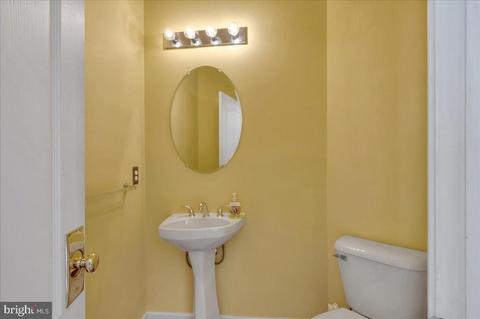 21 E Periwinkle Ln, Newark, DE 19711 photo 11