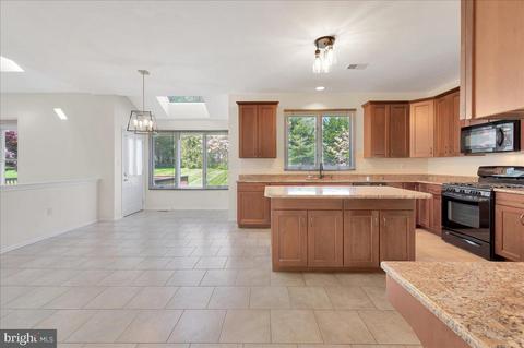 21 E Periwinkle Ln, Newark, DE 19711 photo 16