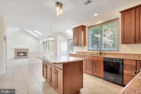 21 E Periwinkle Ln, Newark, DE 19711 photo 17