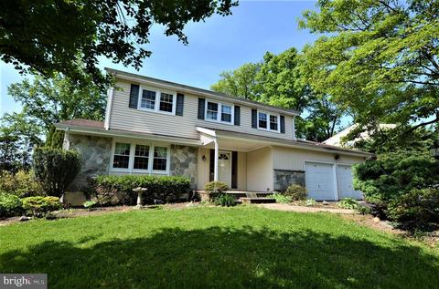 15 Glenbarry Dr, Wilmington, DE 19808