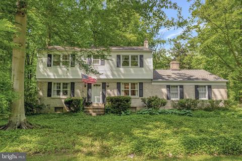302 Arbour Dr, Newark, DE 19713