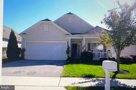 125 Galleon Dr, Newark, DE 19702
