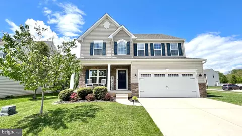 723 Banning Dr, Middletown, DE 19709