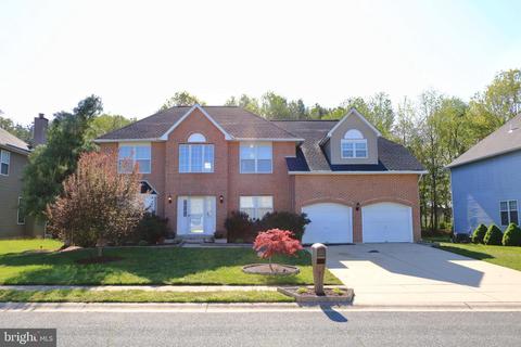 39 E Moyer Dr, Bear, DE 19701 photo 4