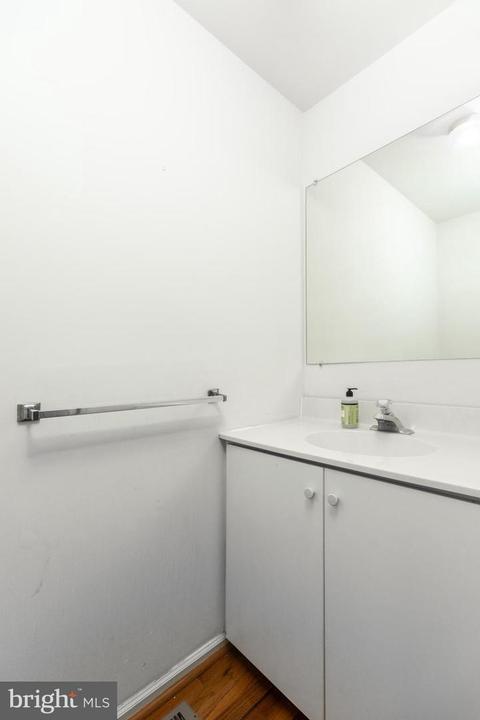 39 E Moyer Dr, Bear, DE 19701 photo 26