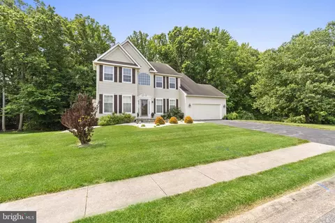 21 Rose Hill Dr, Bear, DE 19701 photo 2