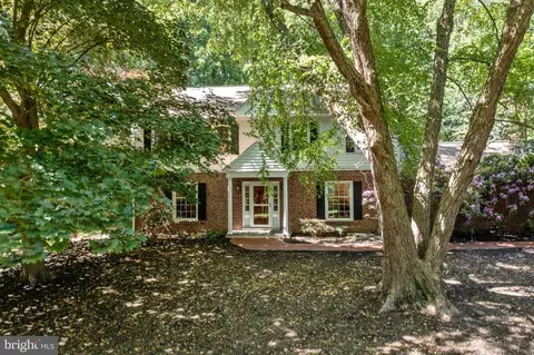 3811 Valley Brook Dr, Wilmington, DE 19808