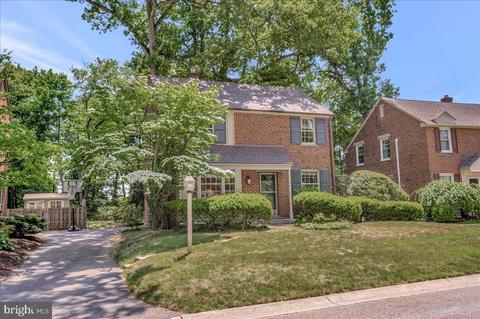 8 Peirce Rd, Wilmington, DE 19803