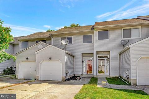 8 Cardenti Ct, Newark, DE 19702