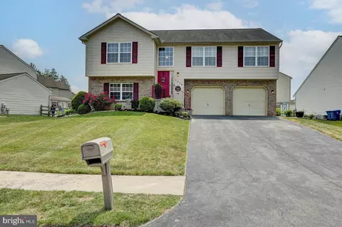 1238 Canvasback Dr, New Castle, DE 19720