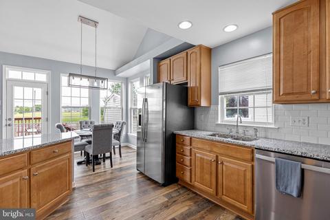 12 E Shakespeare Dr, Middletown, DE 19709 photo 3