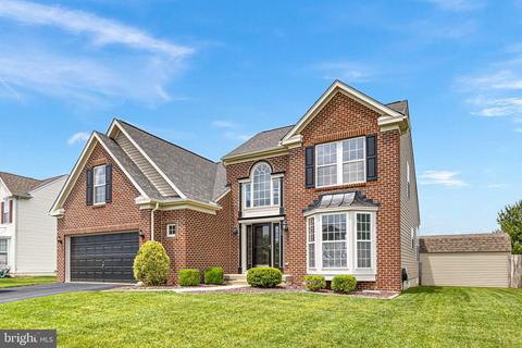 12 E Shakespeare Dr, Middletown, DE 19709