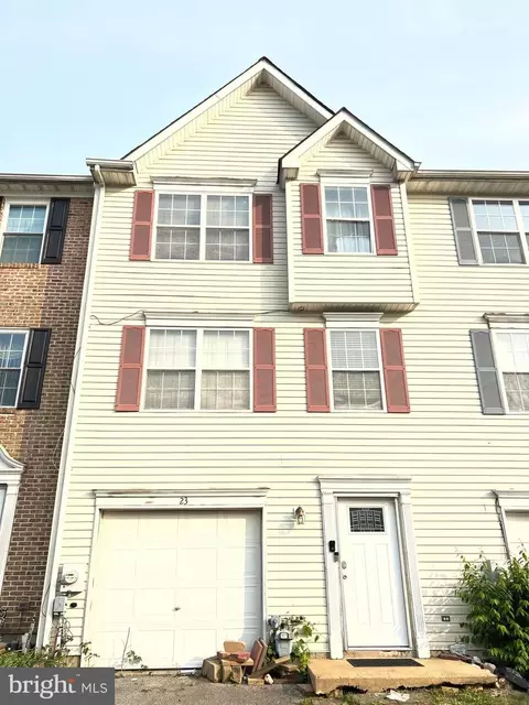 23 Boggs Ln, Bear, DE 19701