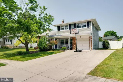 140 Autumn Horseshoe, Newark, DE 19702