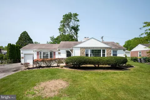 4 W Dale Rd, Wilmington, DE 19810