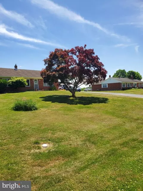 917 Clydesdale Dr, Bear, DE 19701