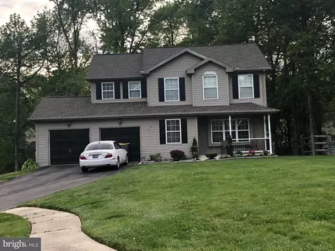 110 Williams Ct, New Castle, DE 19720