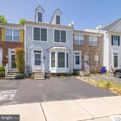 206 Eagle Ridge Ct, Newark, DE 19702