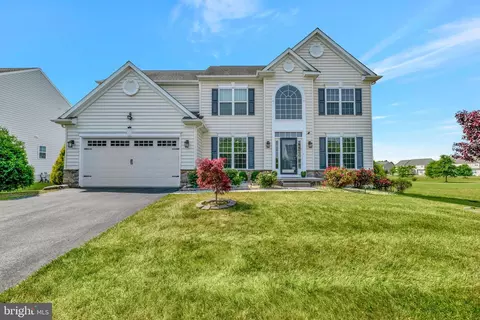 212 Testaverde Rd, Newark, DE 19702