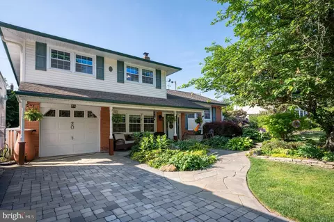 20 Alcott Dr, Wilmington, DE 19808