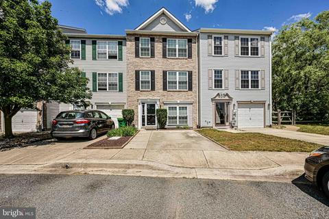 102 Versailles Ct, Newark, DE 19702 photo 2