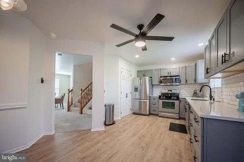 102 Versailles Ct, Newark, DE 19702 photo 17