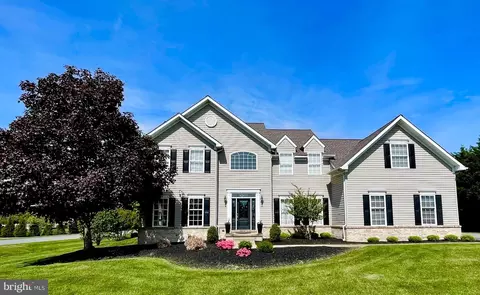 16 W Fairview Ave, Middletown, DE 19709