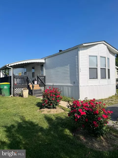 106 Herbert Ct #498, Bear, DE 19701