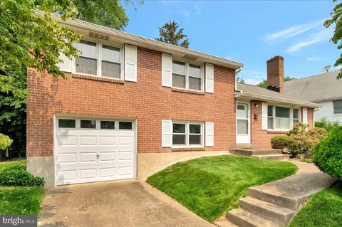 1027 Crestover Rd, Wilmington, DE 19803