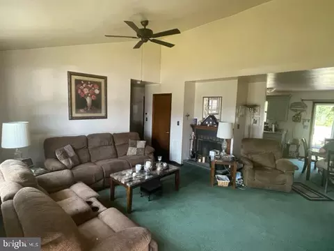 3 Duet Ct, Newark, DE 19713 photo 7