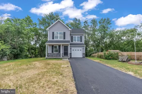 15 Lambson Ln, New Castle, DE 19720