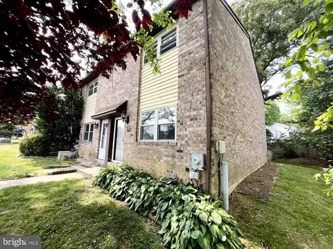 213 Cobble Creek Curv, Newark, DE 19702