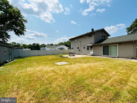 8 Pearson Dr, Newark, DE 19713 photo 32