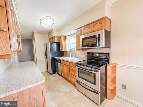 8 Pearson Dr, Newark, DE 19713 photo 9