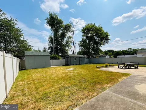 8 Pearson Dr, Newark, DE 19713 photo 33