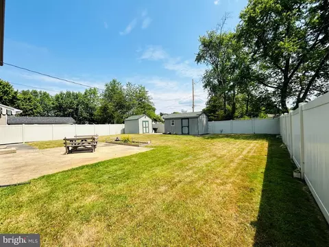 8 Pearson Dr, Newark, DE 19713 photo 34