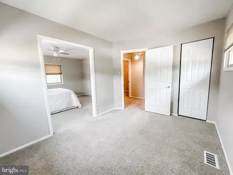 8 Pearson Dr, Newark, DE 19713 photo 19