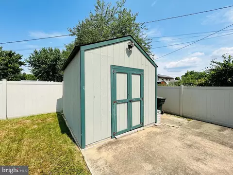8 Pearson Dr, Newark, DE 19713 photo 37